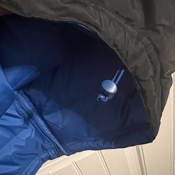 #3280. Roper Range Gear Insulated Reversible Black/Blue Vest. Men's Size XXL - Picture 8 of 16